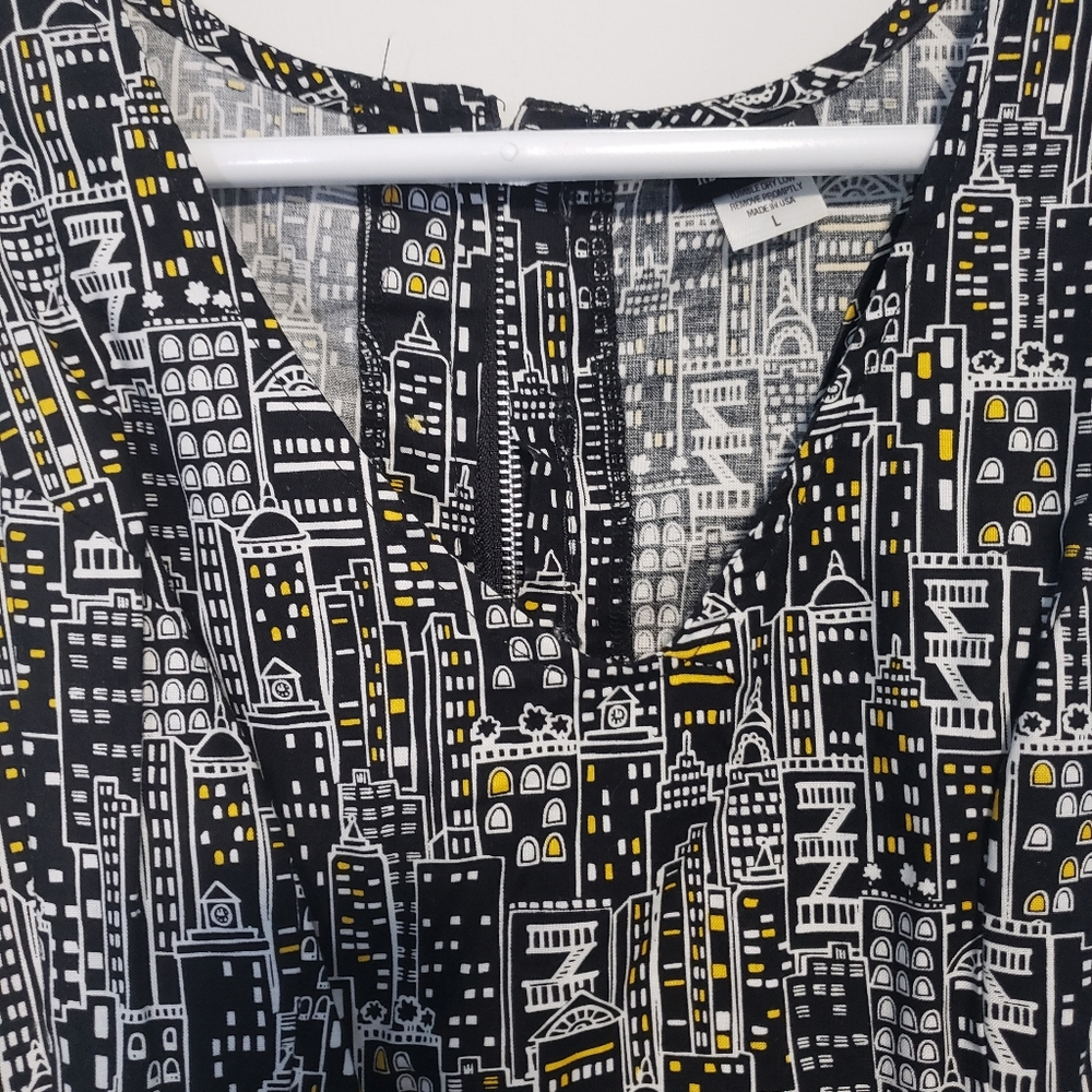 Retrolicious New York City Dress - Picture 5 of 5
